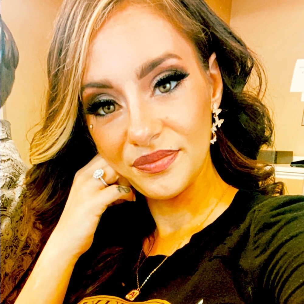 Meet your Posher, Jerica